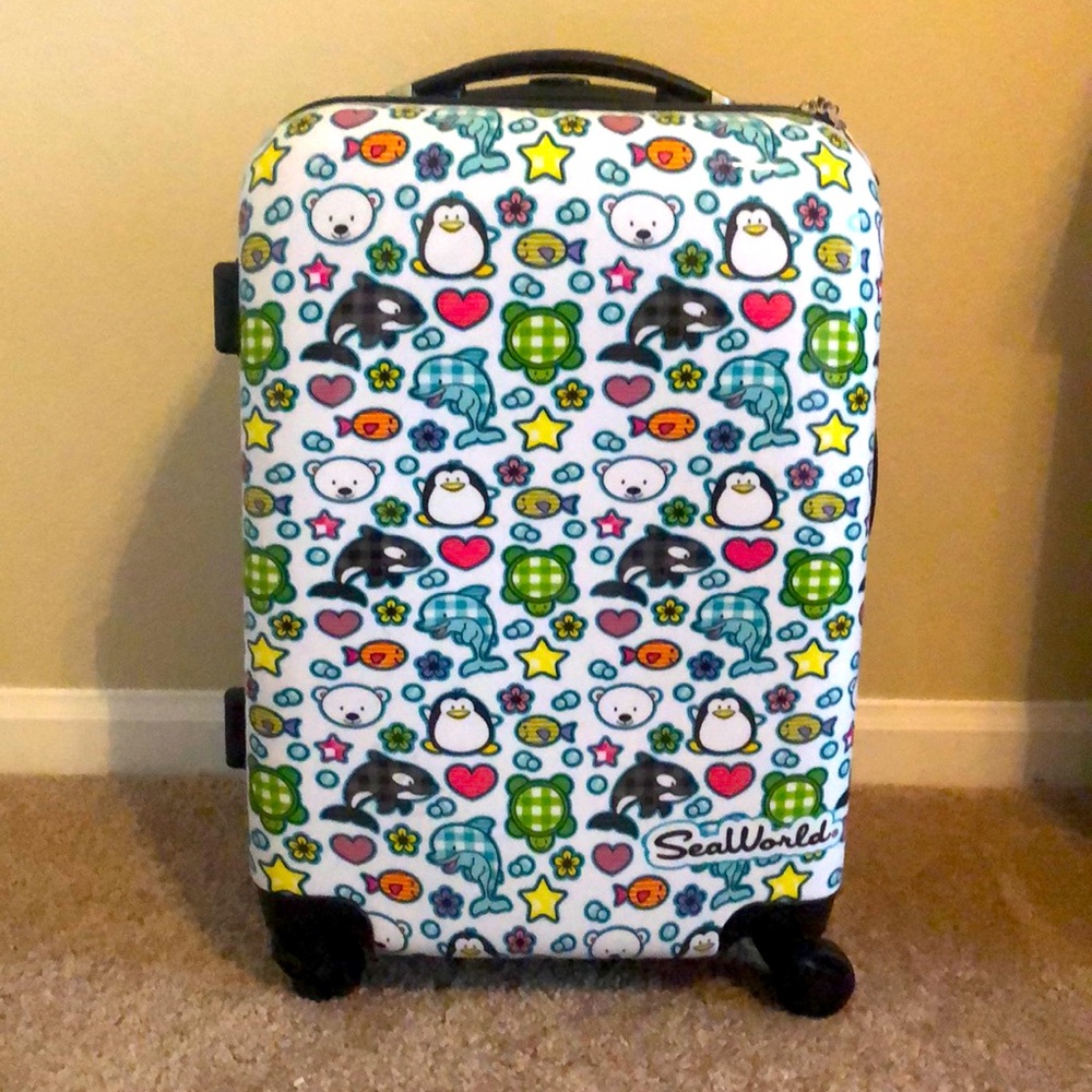 Kids roller luggage with arctic animals